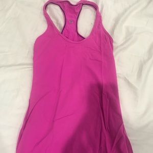 Lululemon tank